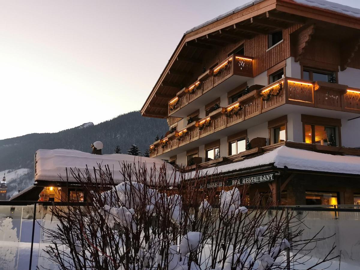 Hotel-Chalet Les Ecureuils Restaurant, Piscine, Garage เลอกรองด์บอร์นอง ภายนอก รูปภาพ