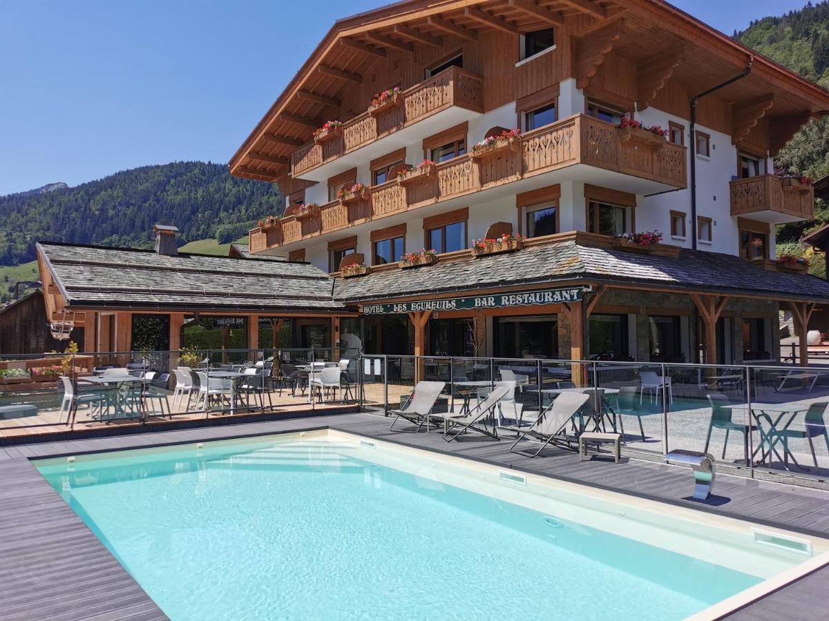 Hotel-Chalet Les Ecureuils Restaurant, Piscine, Garage เลอกรองด์บอร์นอง ภายนอก รูปภาพ